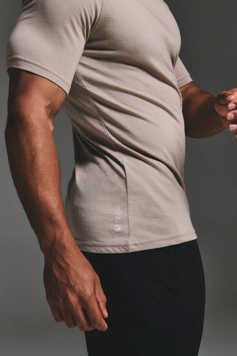 Essential Training Top in Sand - Image 4