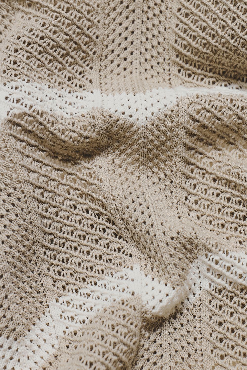 Chevron Textured Knitted Zip Neck Polo Shirt in Stone and Chalk - Image 9