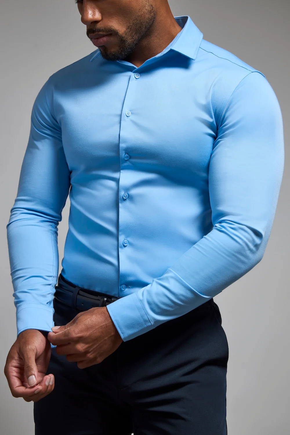 Muscle Fit Dress Shirt in Mid Blue - Image 4
