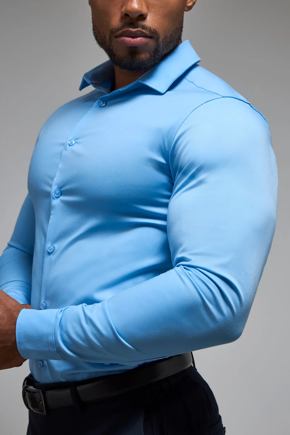 Muscle Fit Dress Shirt in Mid Blue - Image 5