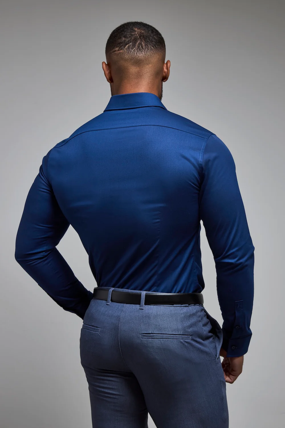 Muscle Fit Dress Shirt in Navy - Image 7