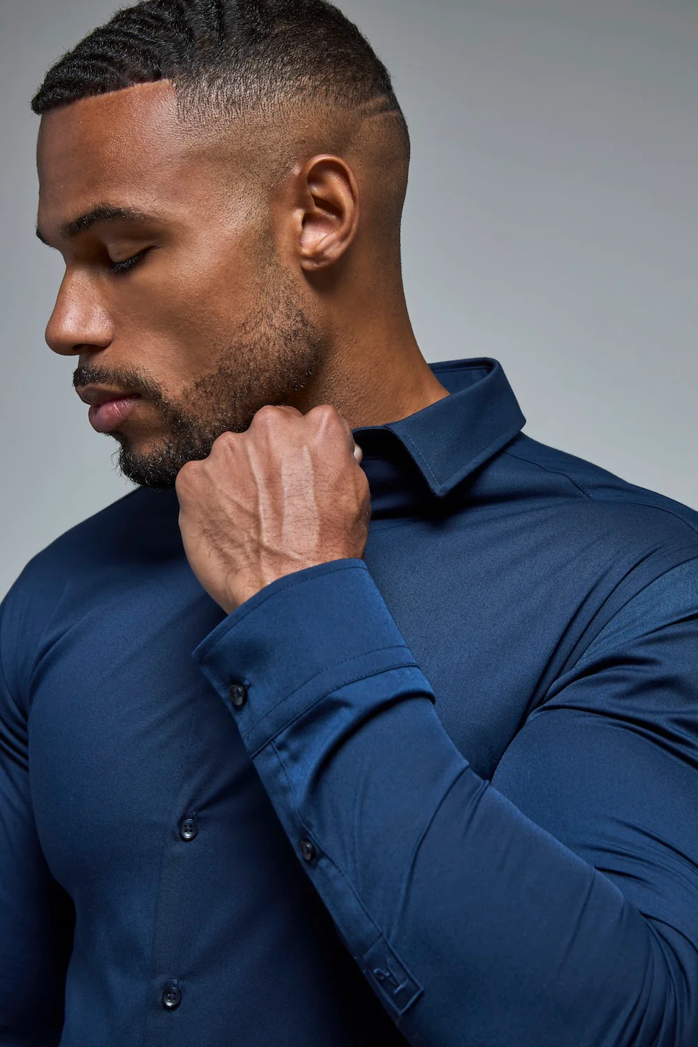 Muscle Fit Dress Shirt in Navy Blue - Image 8
