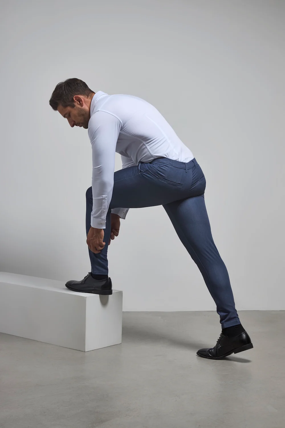 Muscle Fit Essential Trousers in Chambray - Image 5
