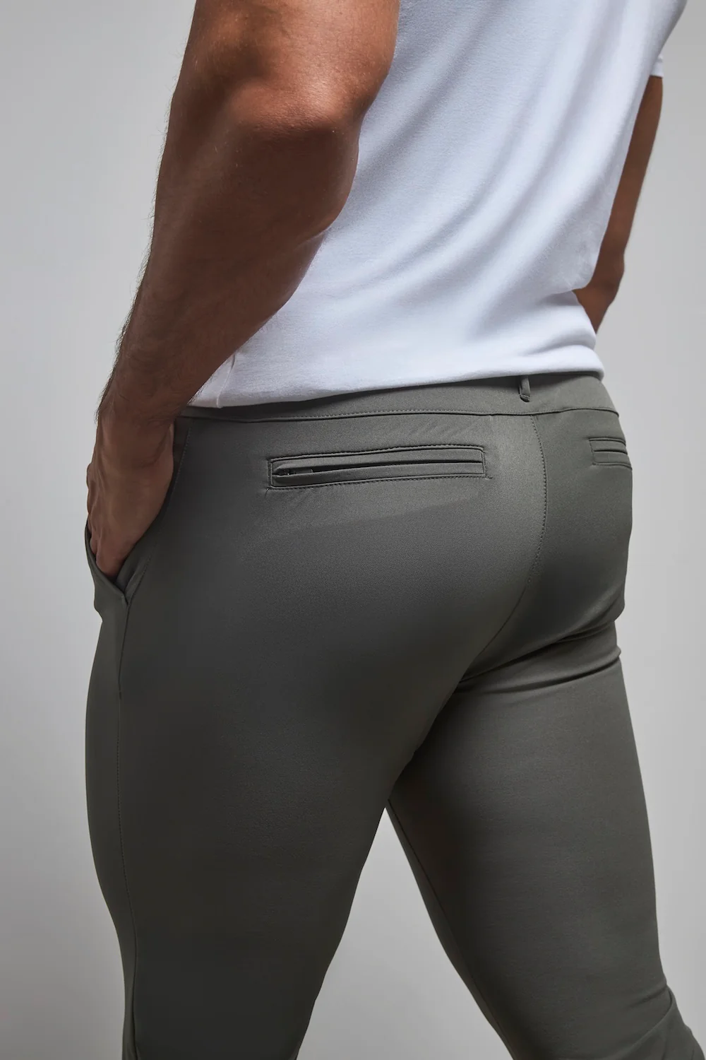 Everyday Tech Trousers in Olive - Image 5
