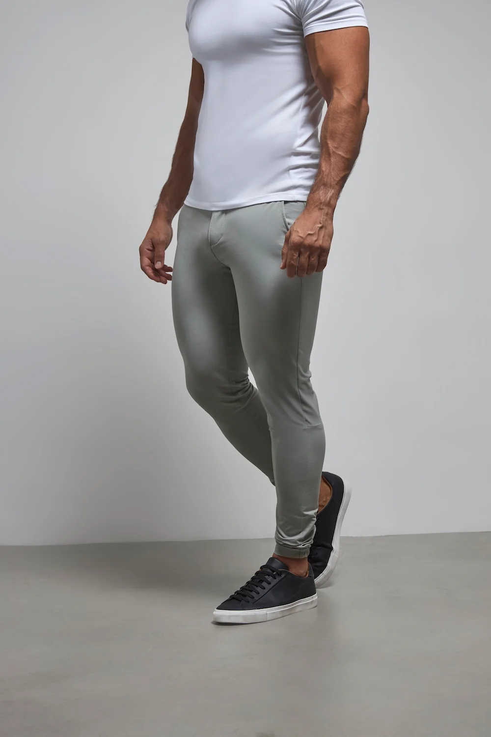 Everyday Tech Trousers in Soft Grey - Image 3