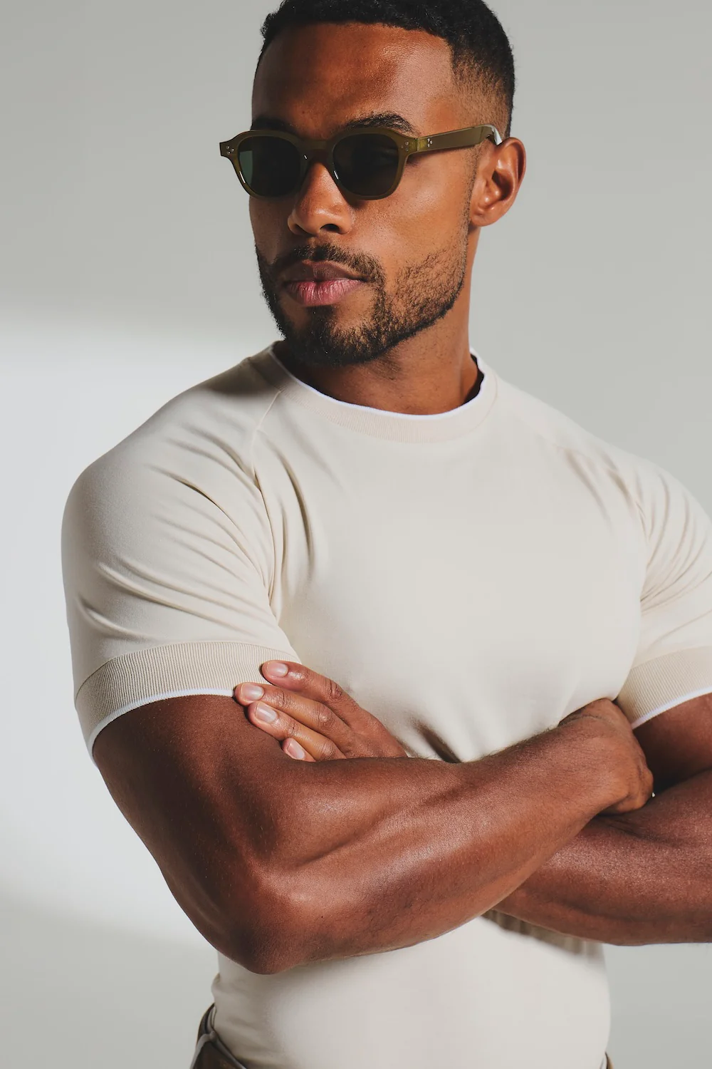 Fine Tipped T-Shirt in Alabaster and White - Image 5