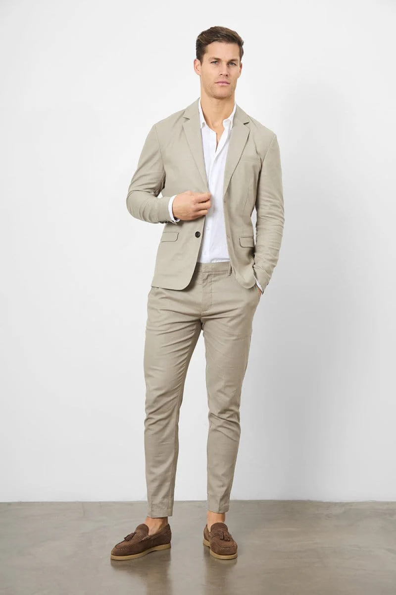 Stretch Linen Blend Suit Jacket in Dark Stone - Image 5