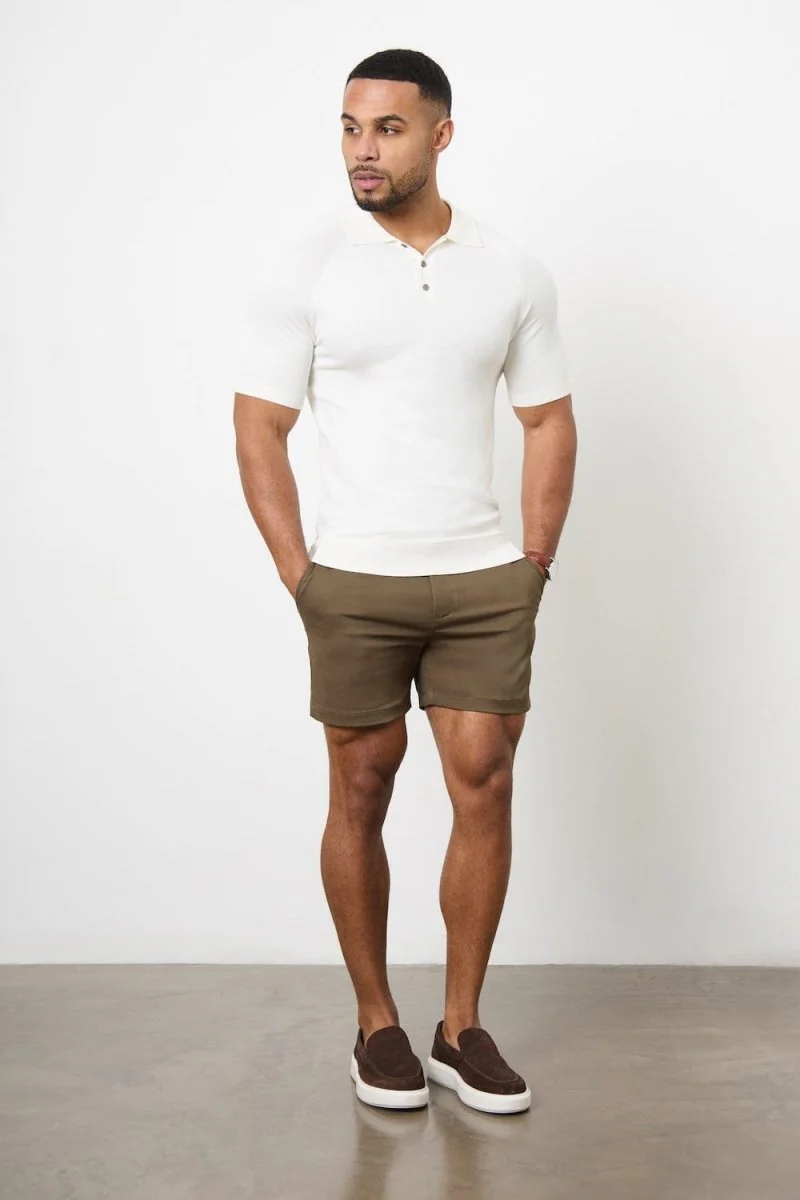 Muscle Fit Stretch Chino Shorts - Shorter Length in Khaki - Image 4