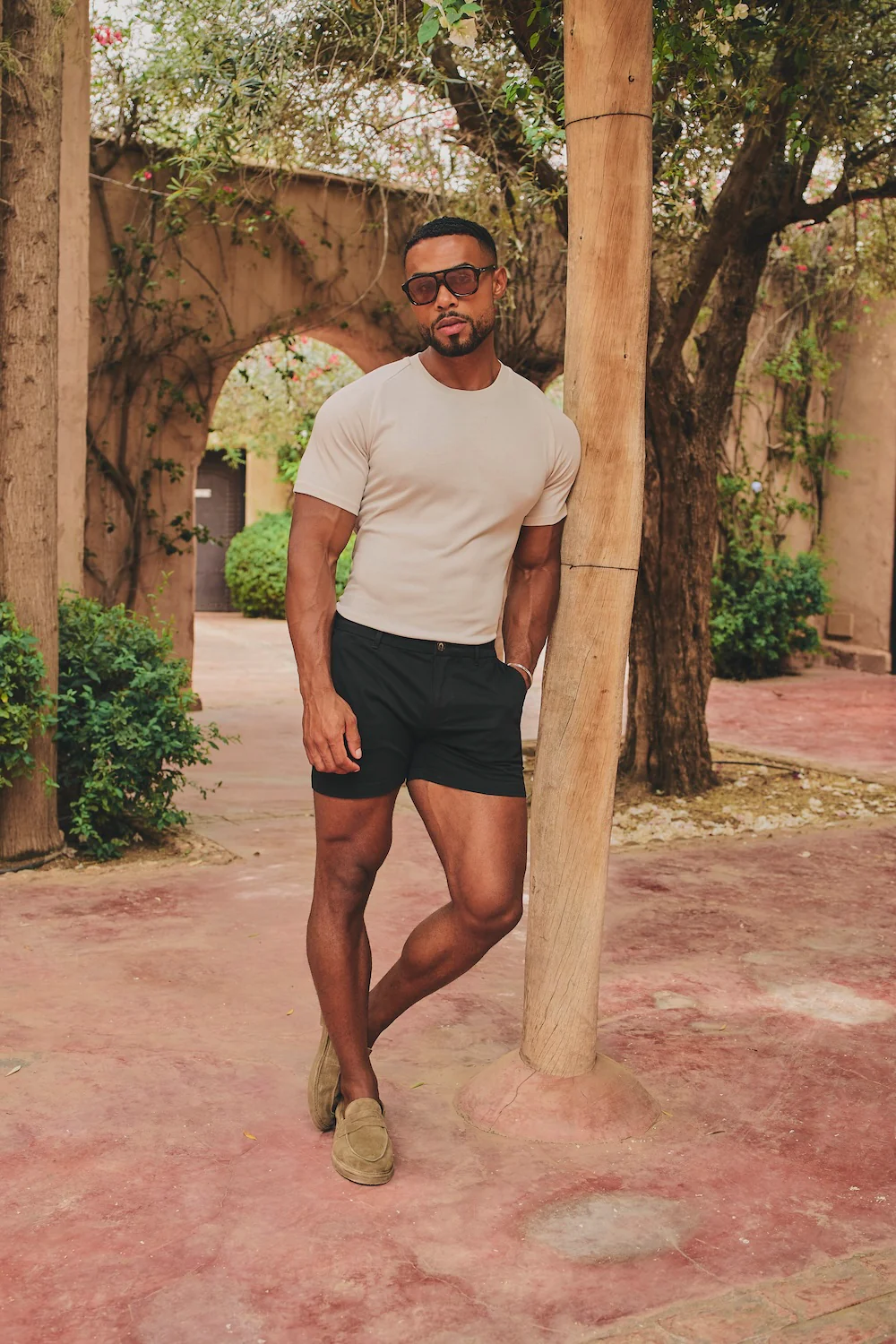 Muscle Fit Stretch Chino Shorts - Shorter Length in Black - Image 6