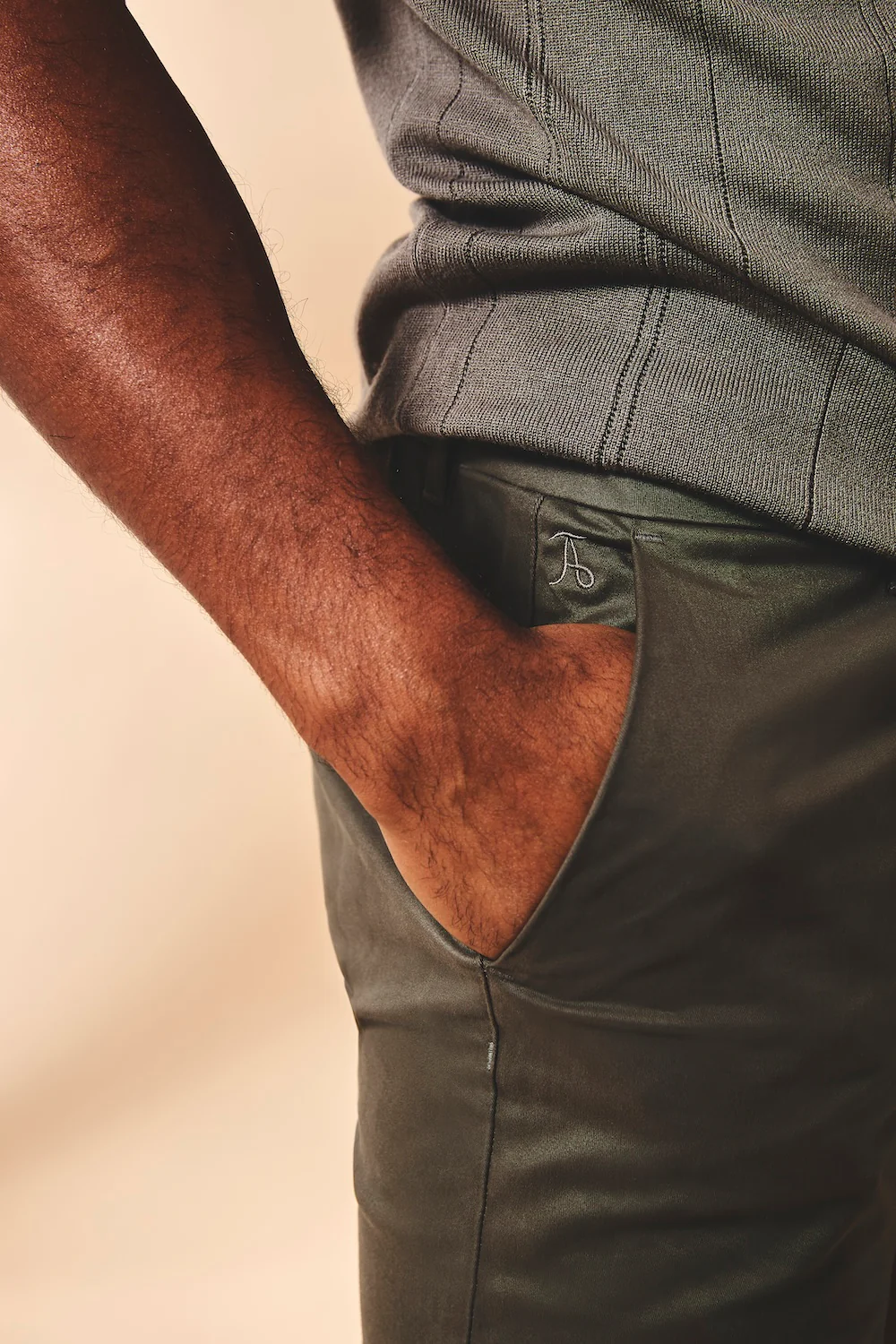 Muscle Fit Stretch Chino Shorts - Shorter Length in Mocha - Image 5