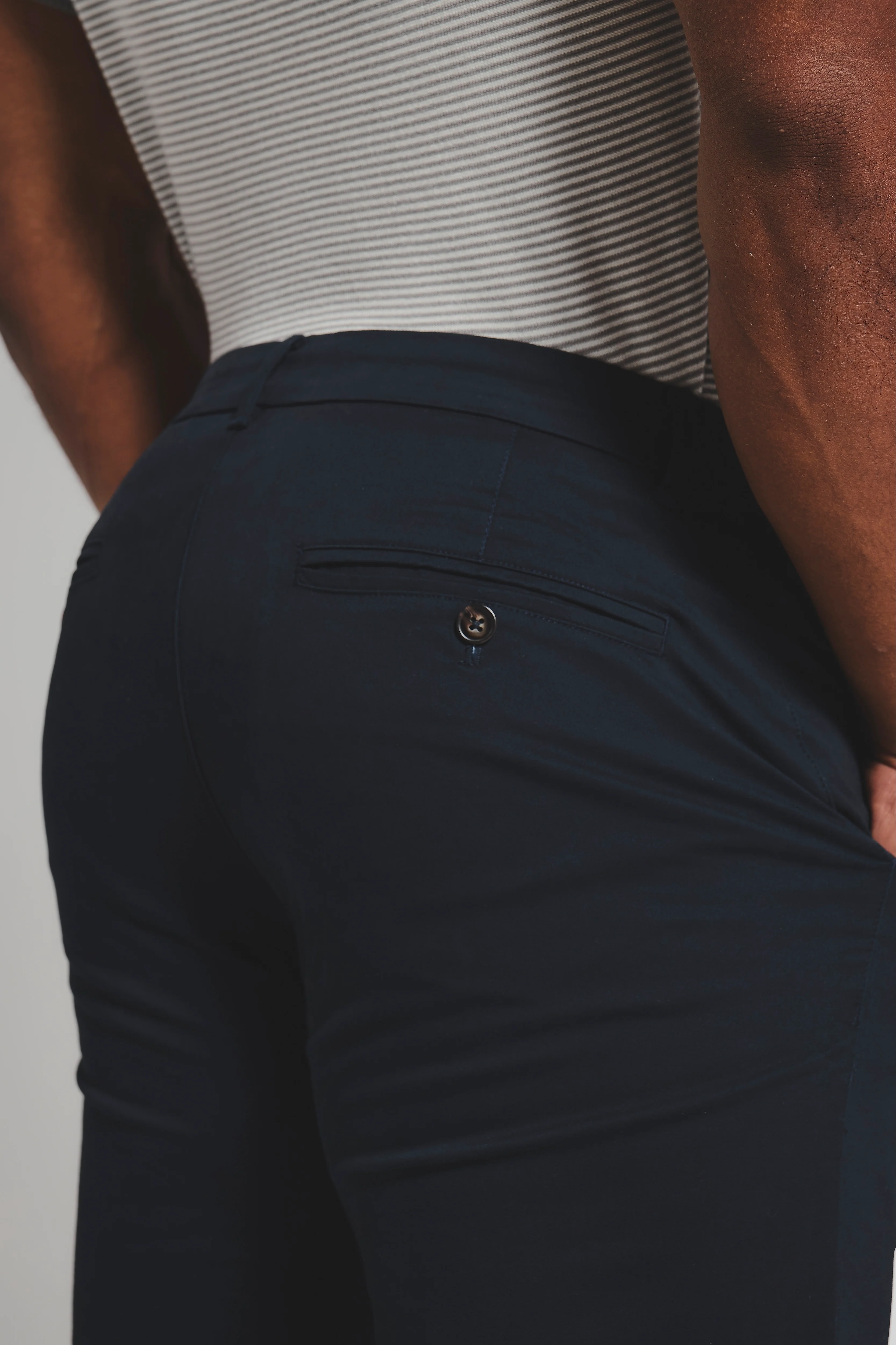 Muscle Fit Cotton Stretch Chino Trouser in Navy - Image 6