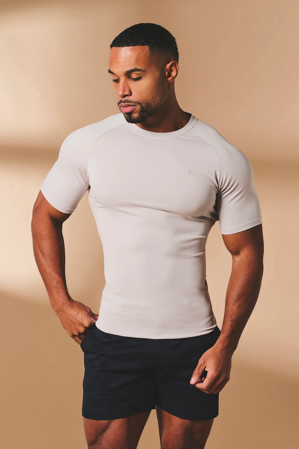Muscle Fit T-Shirt in Soft Grey - Image 5