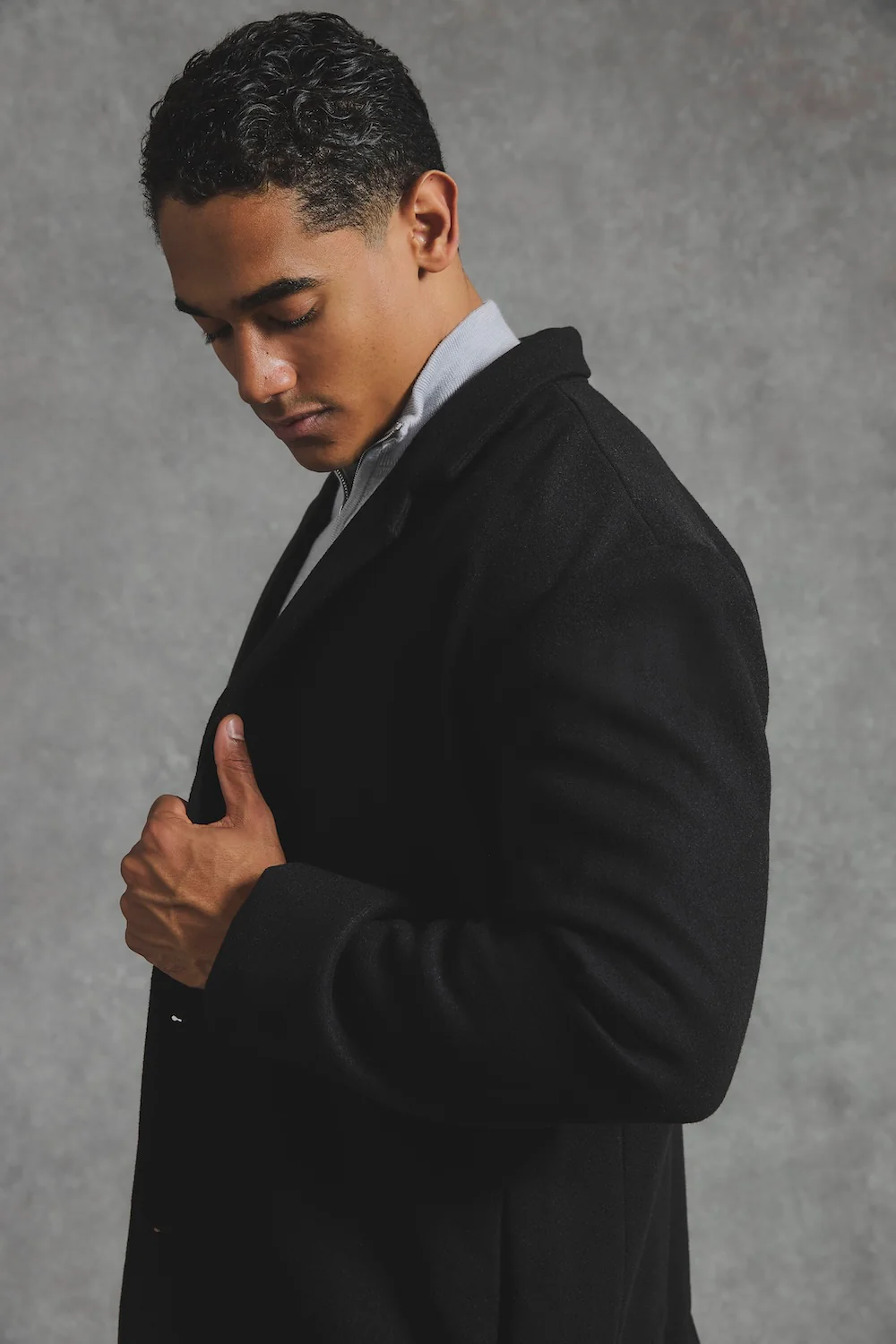 Single Breasted Overcoat in Black - Image 4