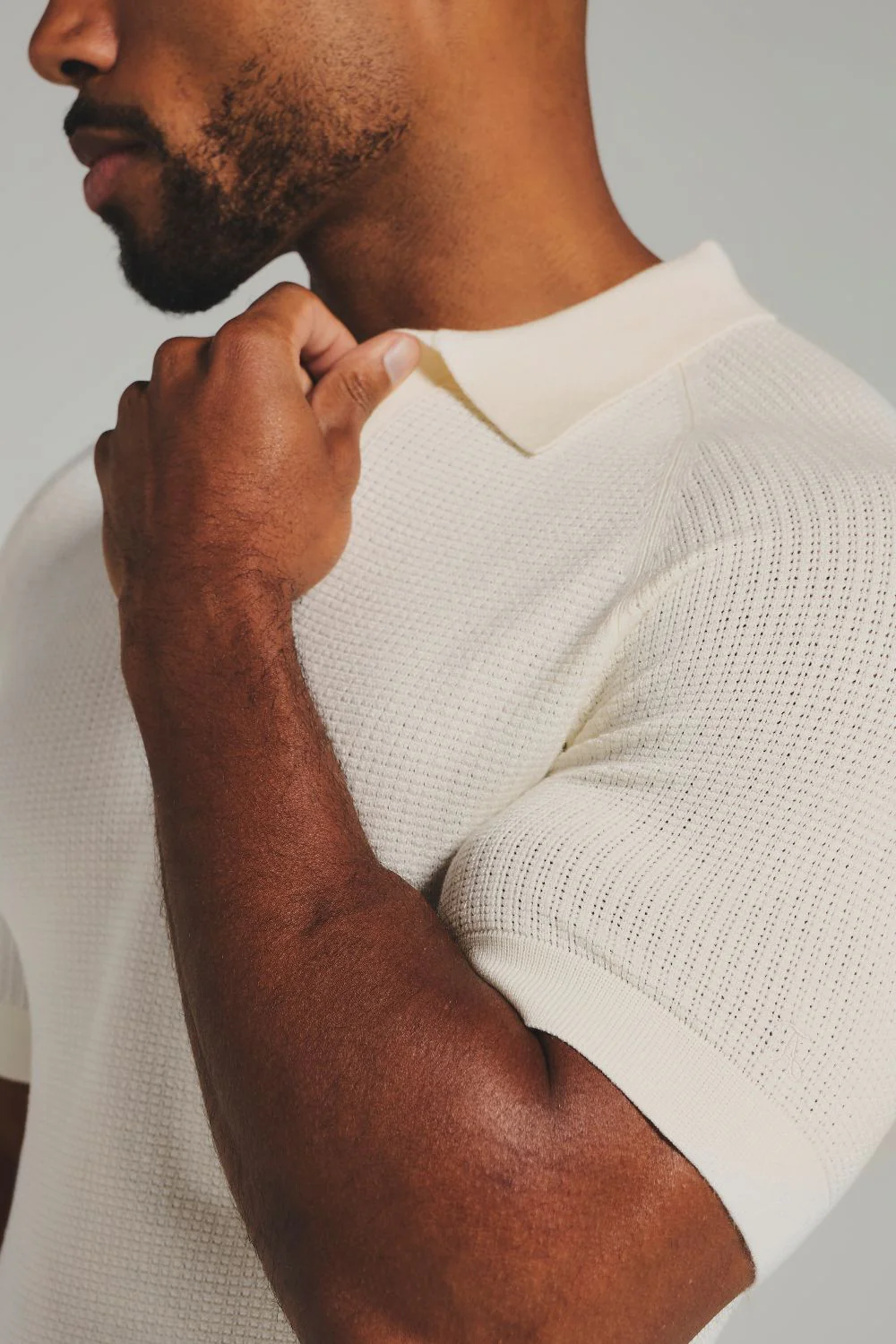 Square Textured Knitted Open Collar Polo Shirt in Ecru - Image 5