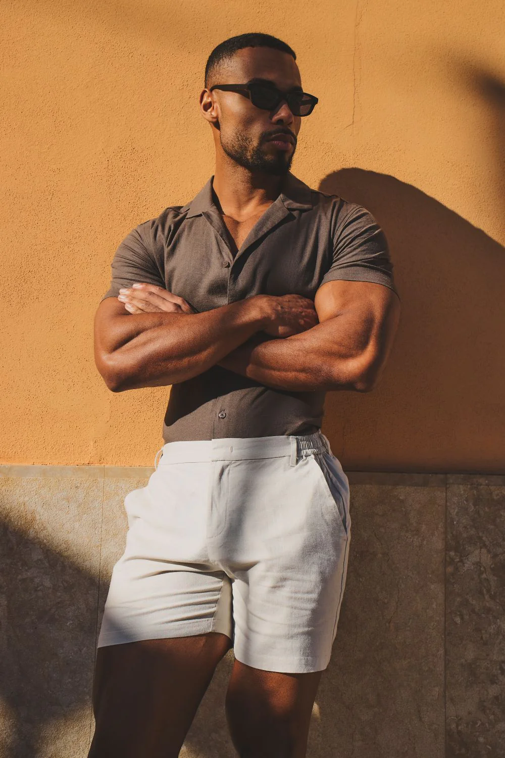 Stretch Smart Linen Blend Short in Stone - Image 4