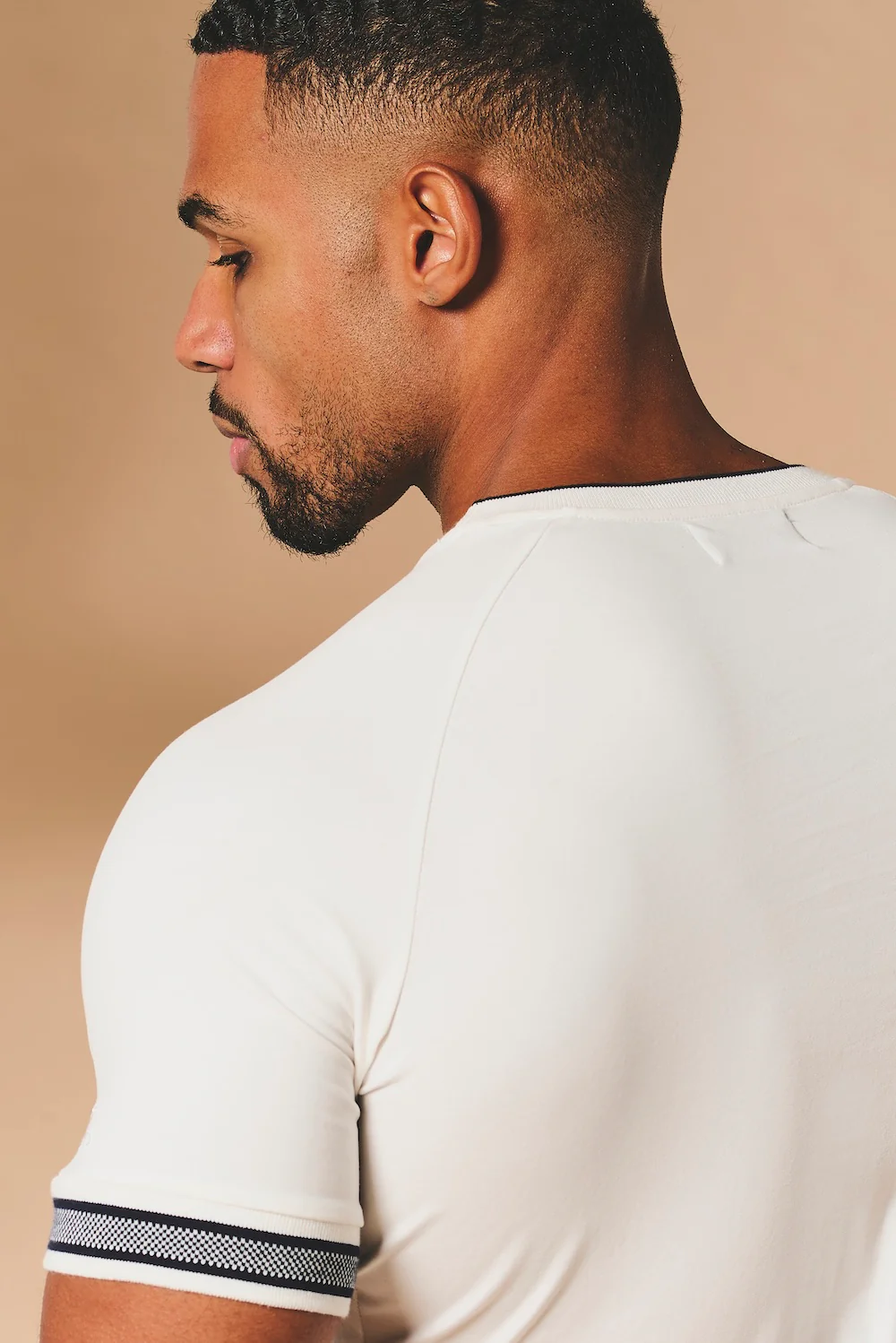 Tipped Fashion Fit T-Shirt in White and Navy - Image 6