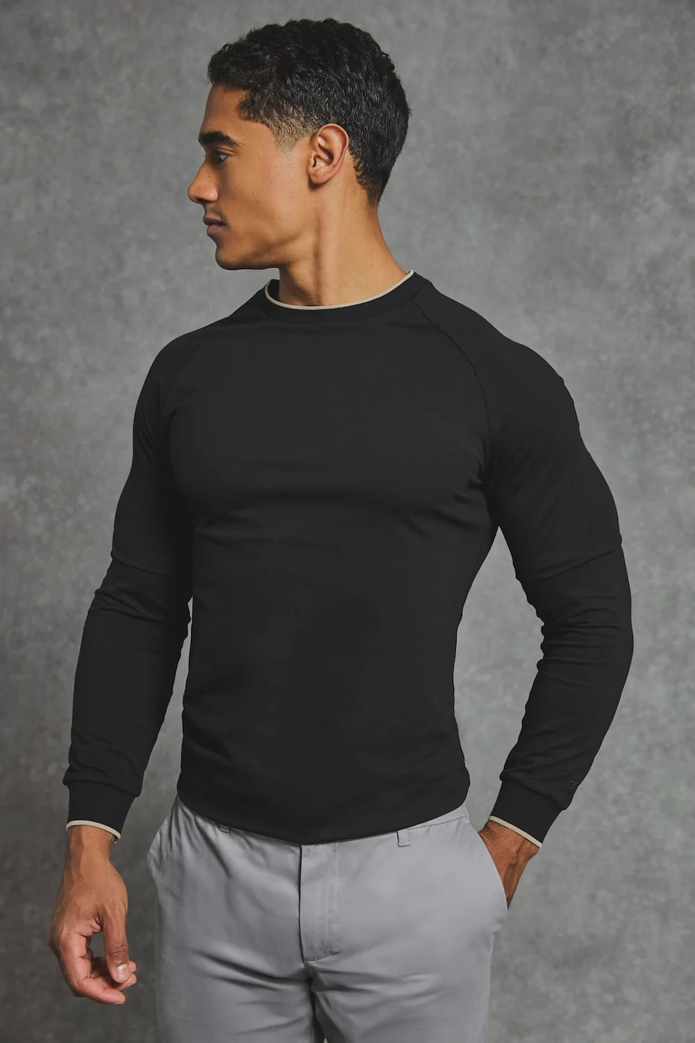Tipped T-Shirt in Black - Image 4