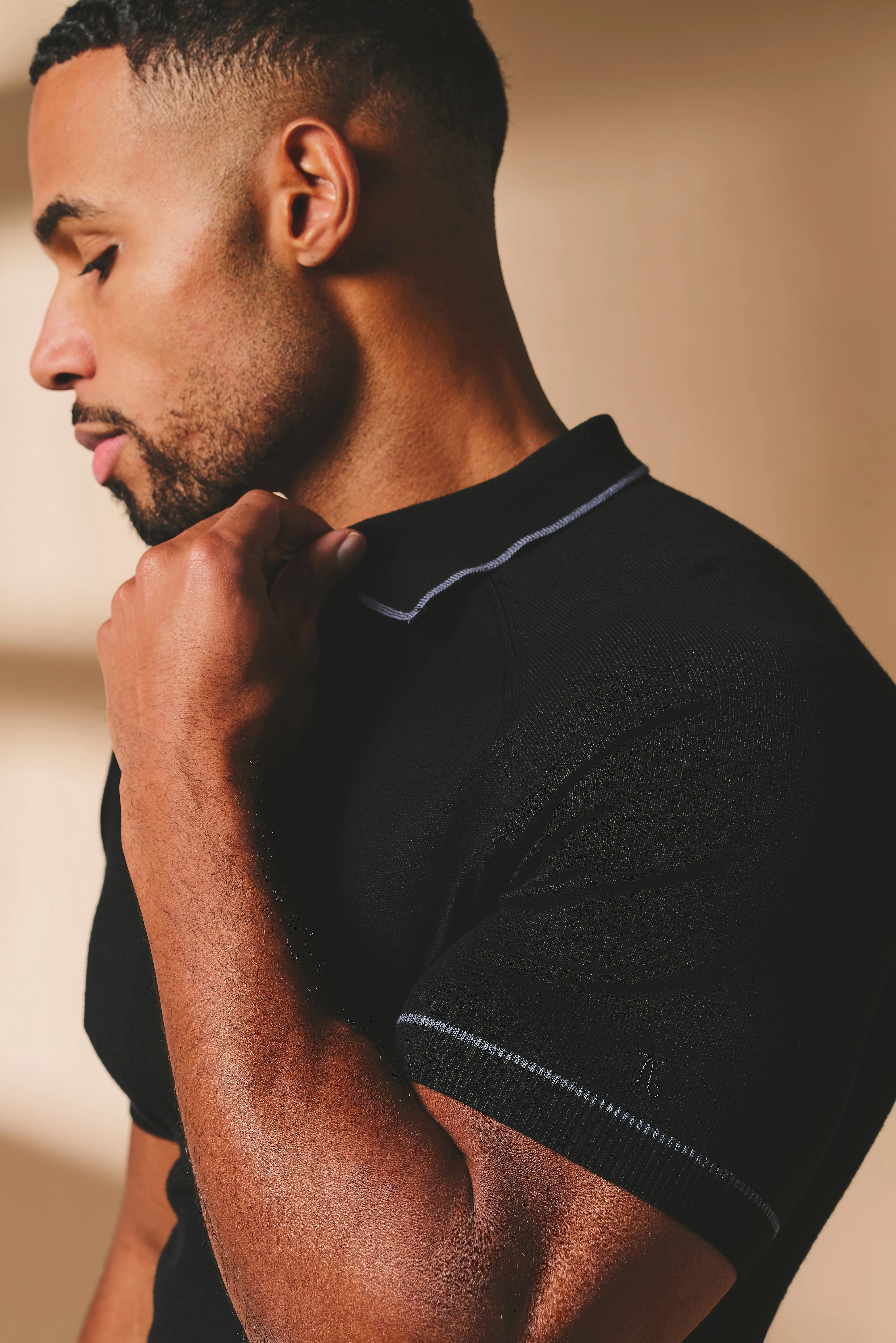 Tipped Knitted Zip Neck Polo Shirt in Black - Image 2