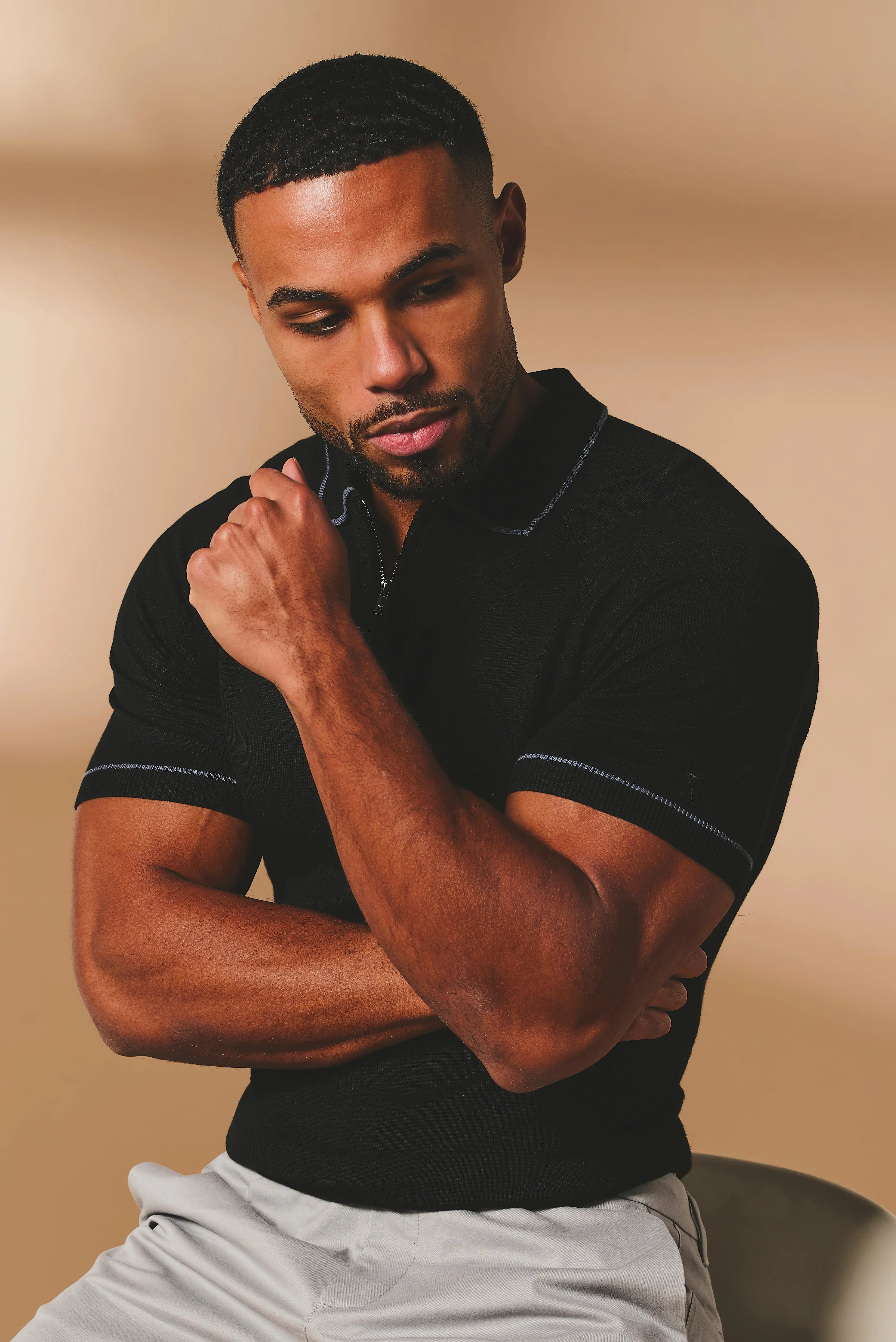 Tipped Knitted Zip Neck Polo Shirt in Black - Image 5