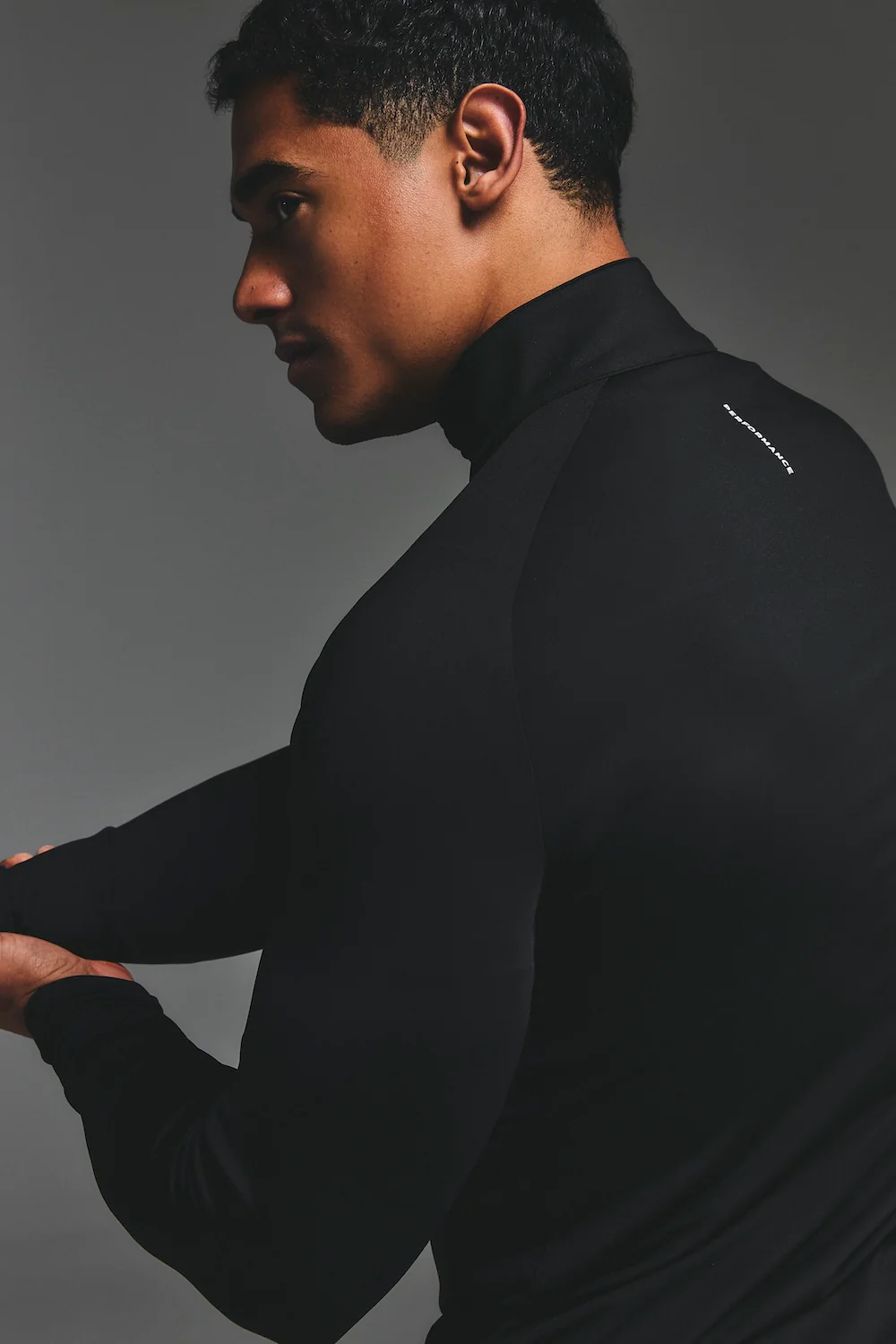 Training Quarter Zip in Black - Image 4